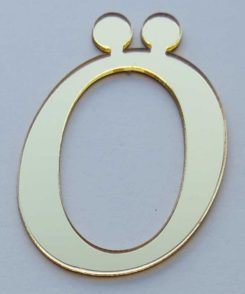 Plexiglas Buchstaben „Ö“ Gold