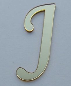 Plexiglas Buchstaben „J“ Gold