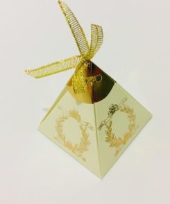 Pyramidenschachtel Krem – Gold