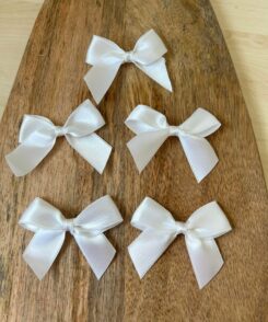 Satin Schleifen<  Neu <Weiss 5 stk