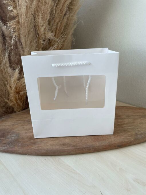 Geschenktüte Weiss mit Fenster